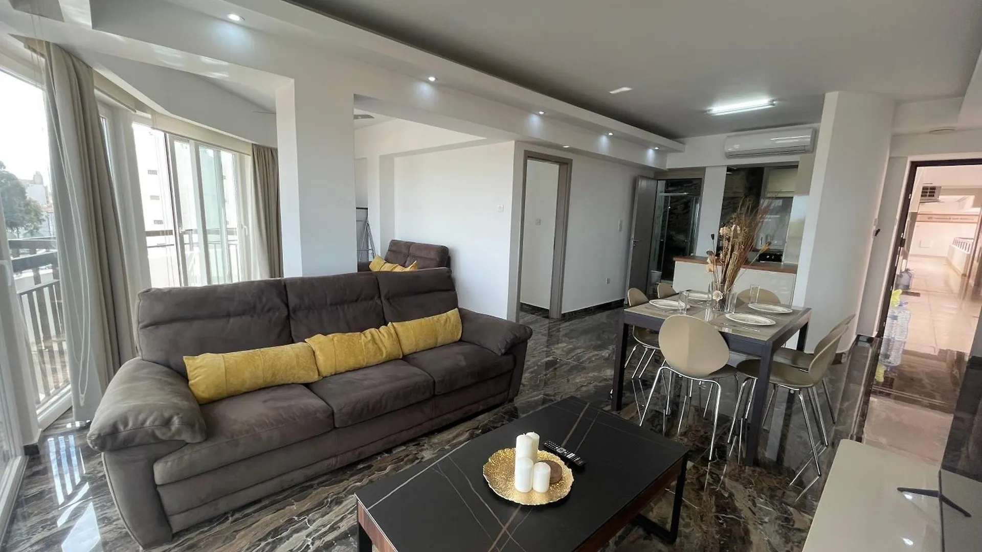 Nautica Luxe Apartments 拉纳卡 塞浦路斯